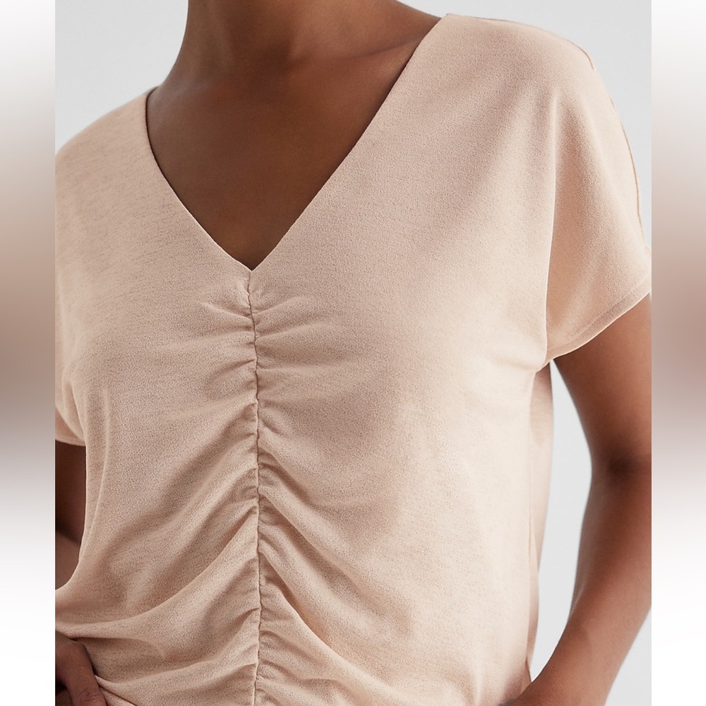 NWT Express Relaxed V-Neck Ruched Tee Size Small - Picture 5 of 11